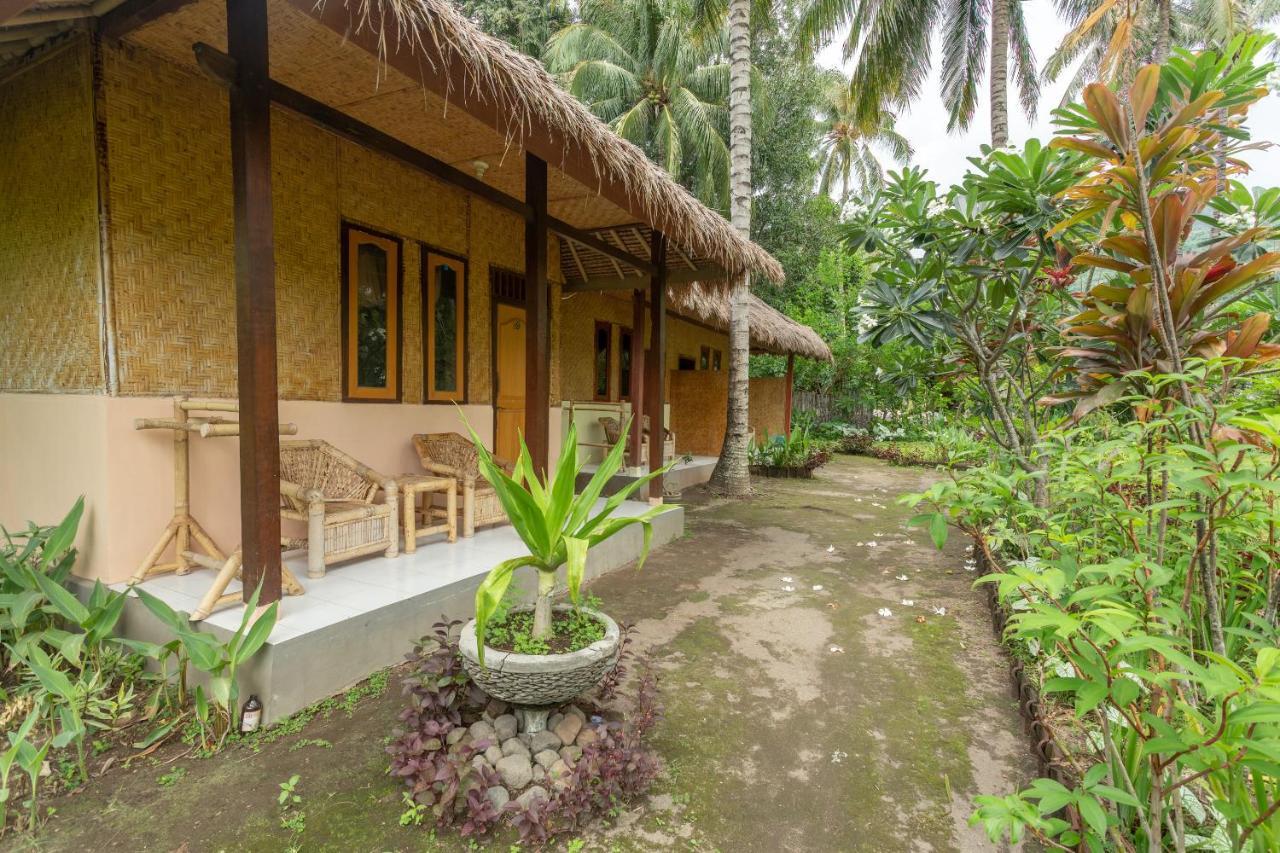 Spot On 1879 Lendang Homestay Mangsit Exteriér fotografie